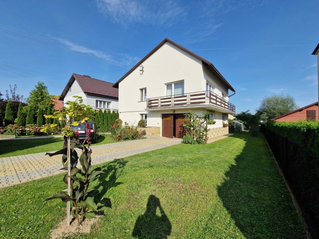 dom wolnostojący Rzuchowa. Zdjęcie 1