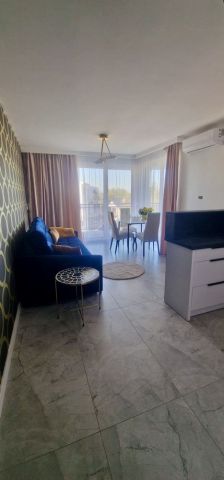 Mieszkanie 3-pokojowe Ostrów. Zdjęcie 1