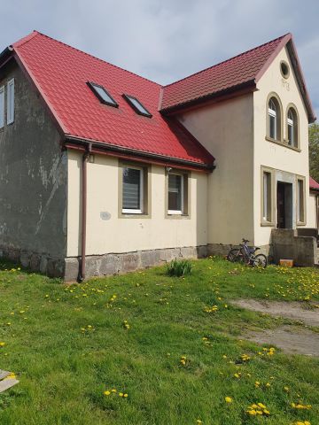 dom wolnostojący, 7 pokoi Wierzchomino. Zdjęcie 1