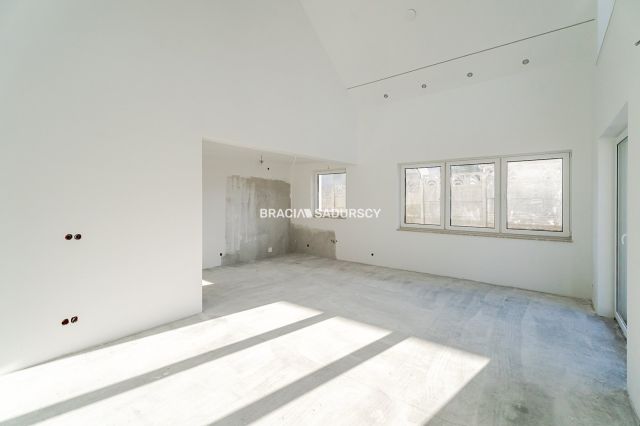 dom wolnostojący, 5 pokoi Bębło. Zdjęcie 30