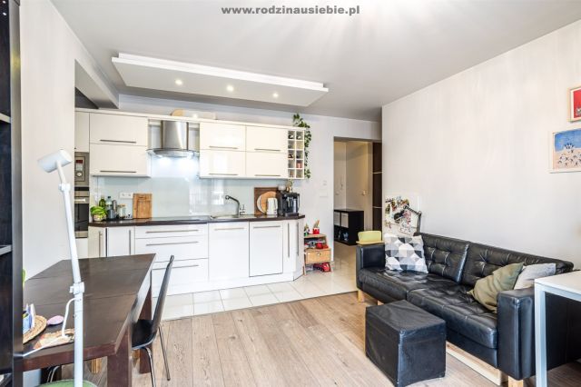 Mieszkanie 2-pokojowe Kraków Bieżanów, ul. Mała Góra. Zdjęcie 1