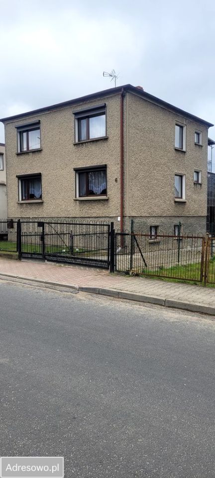 dom wolnostojący, 5 pokoi Twardogóra. Zdjęcie 1