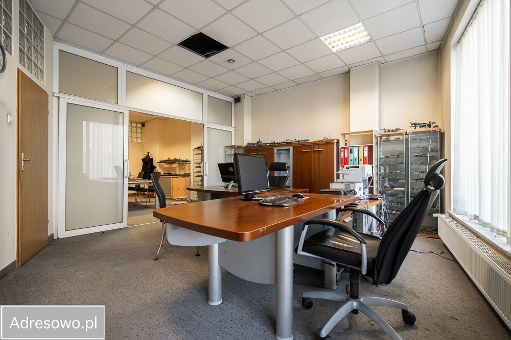 Lokal Kraków Zwierzyniec, ul. Emaus. Zdjęcie 4