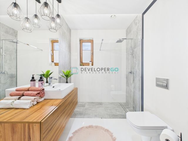 dom wolnostojący, 5 pokoi Zwierki. Zdjęcie 10