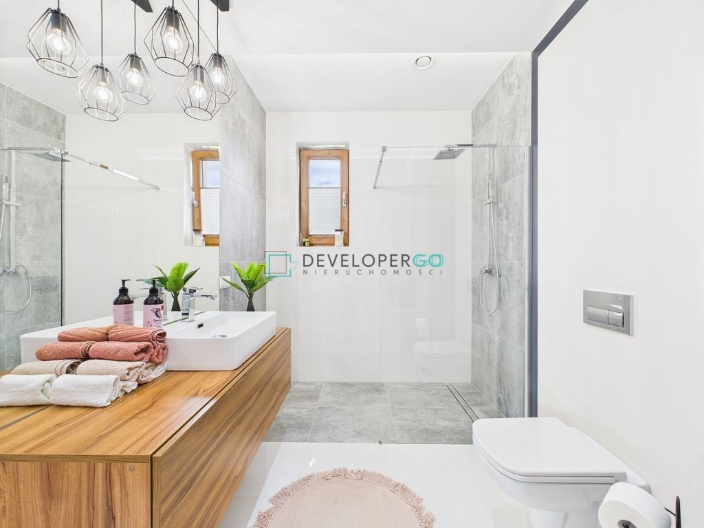 dom wolnostojący, 5 pokoi Zwierki. Zdjęcie 10