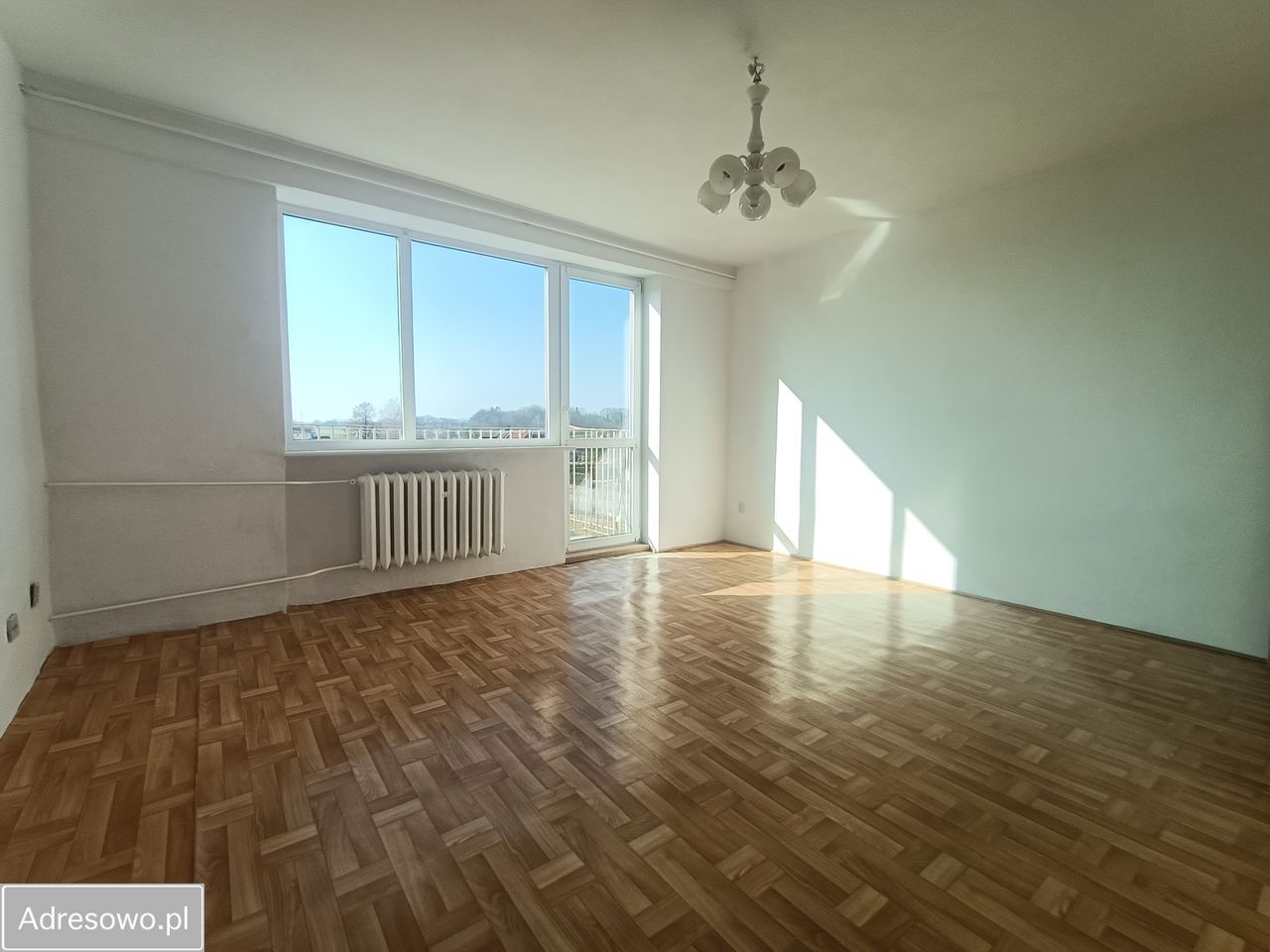 Mieszkanie 3-pokojowe Wyczechy. Zdjęcie 1