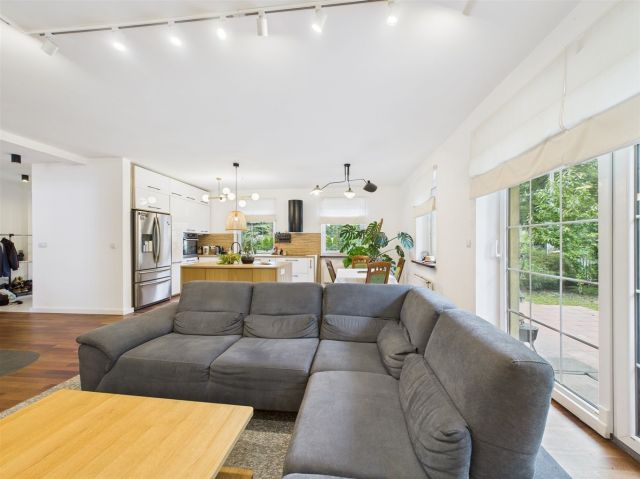 dom wolnostojący, 6 pokoi Katowice Piotrowice, ul. Karola Szymanowskiego. Zdjęcie 3