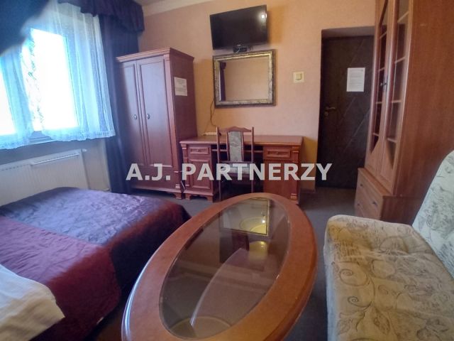 dom, 9 pokoi Wieliczka Lekarka. Zdjęcie 1