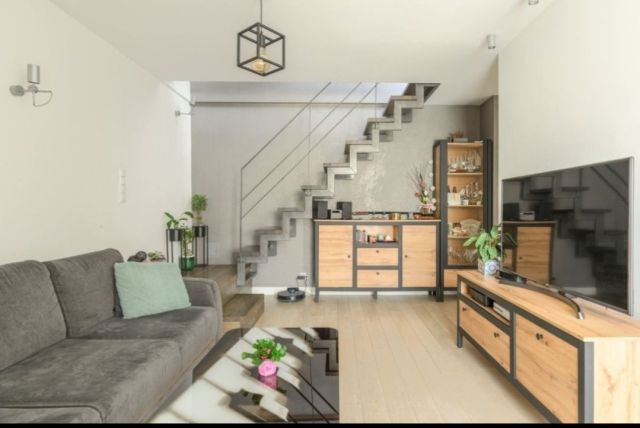 Mieszkanie 4-pokojowe Warszawa Mokotów. Zdjęcie 1