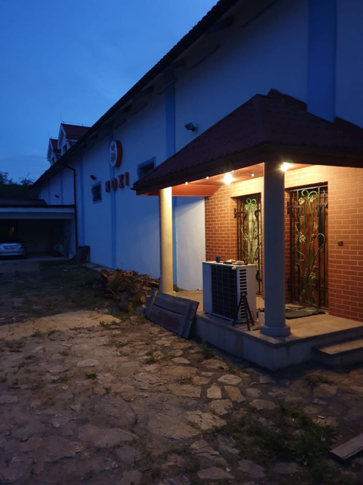 Hala/magazyn Nowolesie. Zdjęcie 9