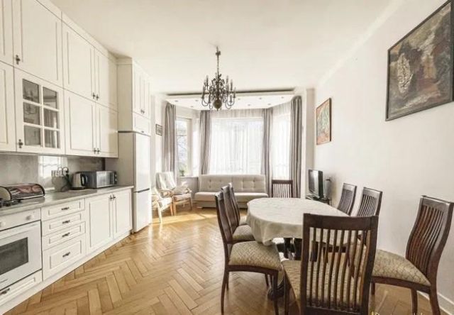Mieszkanie 3-pokojowe Warszawa Mokotów, al. Niepodległości