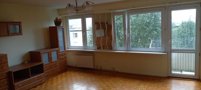 Mieszkanie 3-pokojowe Radomsko, ul. Piastowska. Zdjęcie 1