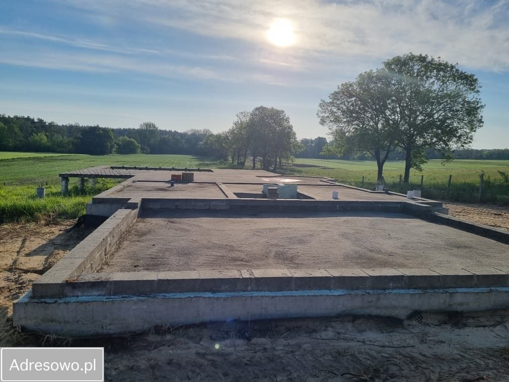 Działka budowlana Samice. Zdjęcie 4