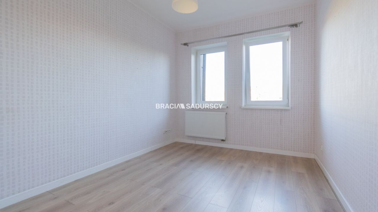 bliźniak, 6 pokoi Wola Luborzycka. Zdjęcie 6