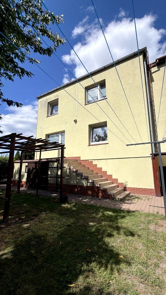 dom wolnostojący, 6 pokoi Syców. Zdjęcie 1