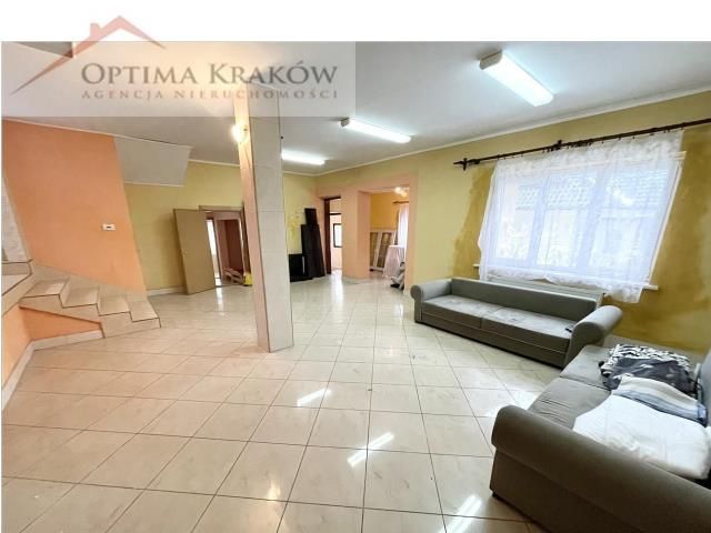 dom wolnostojący, 5 pokoi Borzęta. Zdjęcie 1