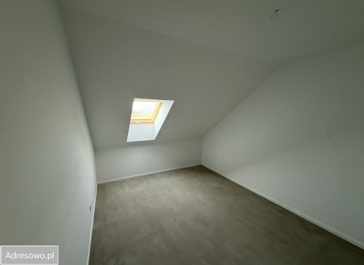 bliźniak, 5 pokoi Kczewo Młynek. Zdjęcie 1