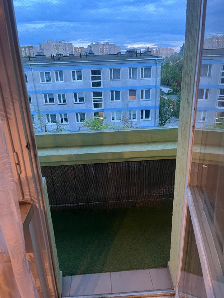 Mieszkanie 3-pokojowe Kraków Mistrzejowice, os. Złotego Wieku. Zdjęcie 9