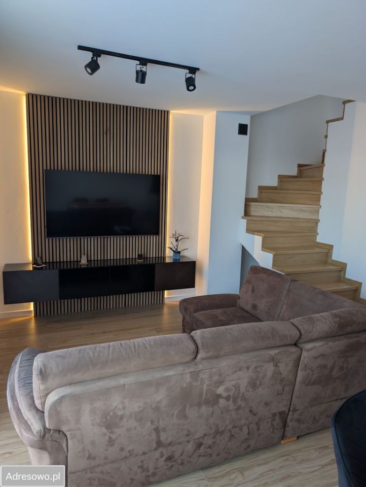 dom szeregowy, 5 pokoi Marysin, ul. Purpurowa. Zdjęcie 2