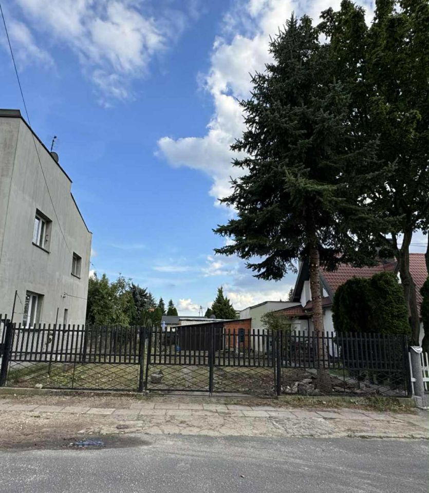budynek wielorodzinny, 2 pokoje Łódź Górna, Godna. Zdjęcie 1
