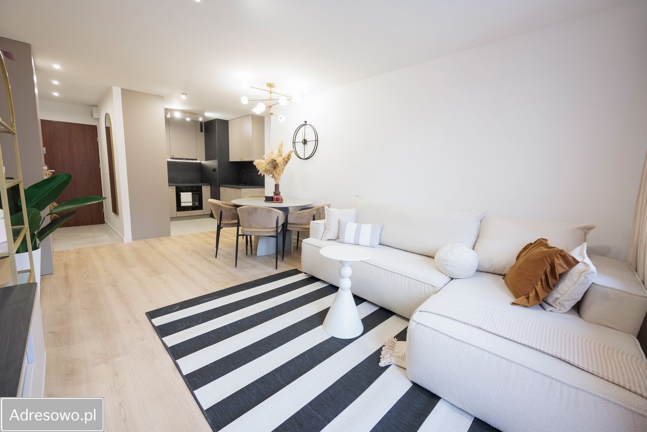 Mieszkanie 7-pokojowe Kielce Centrum. Zdjęcie 1