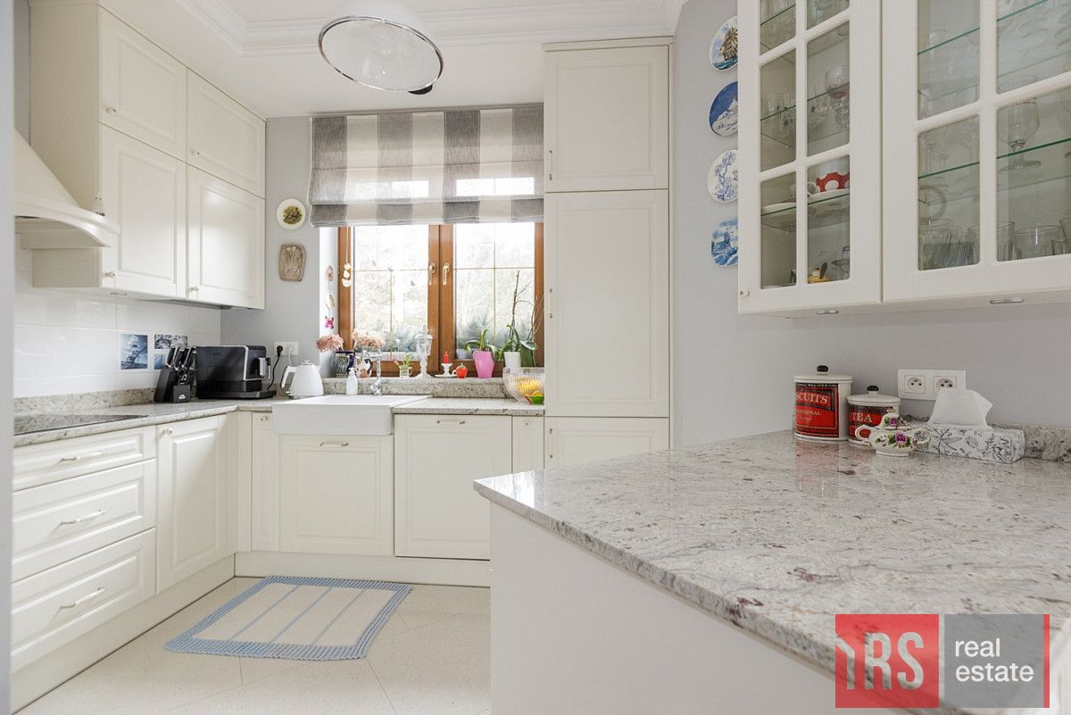 bliźniak, 5 pokoi Izabelin. Zdjęcie 2