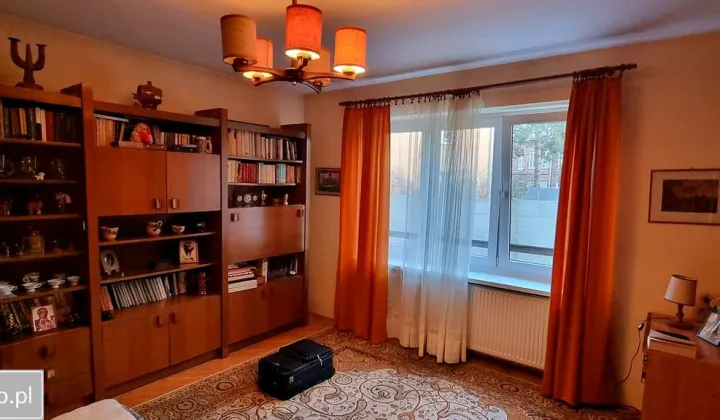 dom wolnostojący, 6 pokoi Zegrze Południowe, ul. Kąpielowa