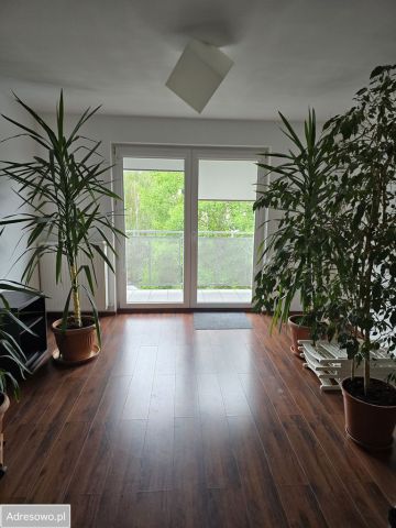 Mieszkanie 3-pokojowe Ząbki, ul. Powstańców. Zdjęcie 1