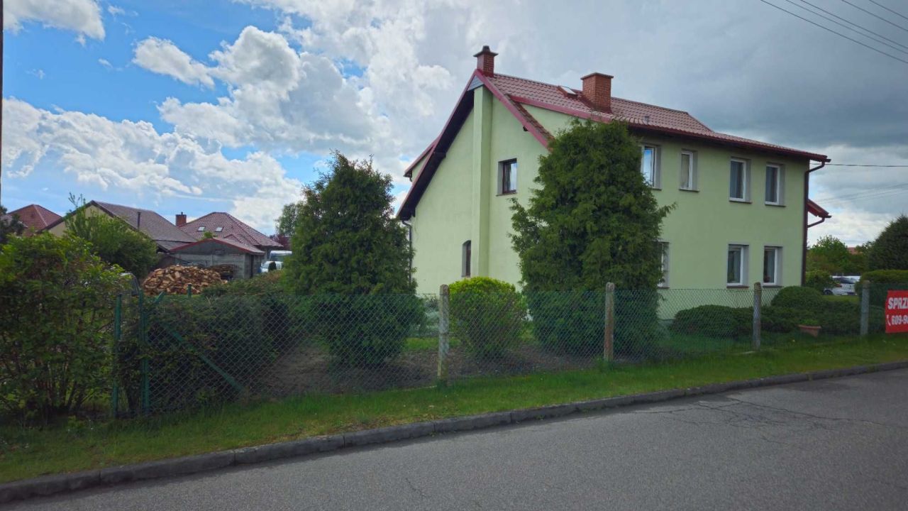 dom wolnostojący Czarne