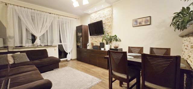 Mieszkanie 3-pokojowe Toruń Mokre, ul. Grudziądzka. Zdjęcie 5