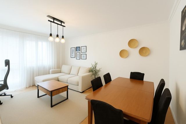 Mieszkanie 3-pokojowe Kraśnik Kraśnik Fabryczny. Zdjęcie 1