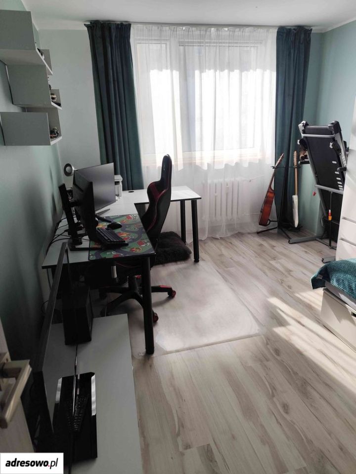 Mieszkanie 3-pokojowe Chrzanów Centrum, ul. Henryka Sienkiewicza. Zdjęcie 2