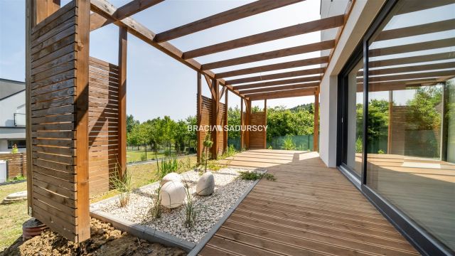 dom, 4 pokoje Krzywaczka. Zdjęcie 3