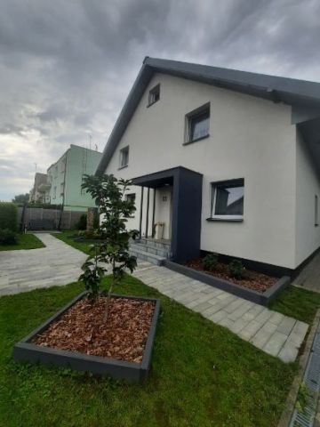 dom wolnostojący, 9 pokoi Mielno, ul. Henryka Sienkiewicza. Zdjęcie 1