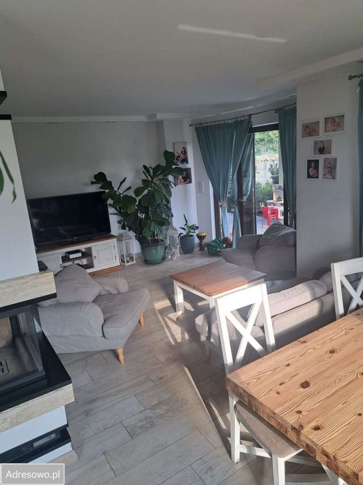 dom wolnostojący, 4 pokoje Modrzyca, ul. Bukowa. Zdjęcie 3