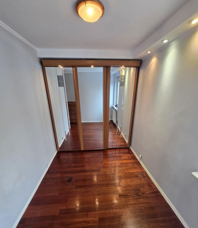 Mieszkanie 3-pokojowe Warszawa Natolin, ul. Małej Łąki. Zdjęcie 2