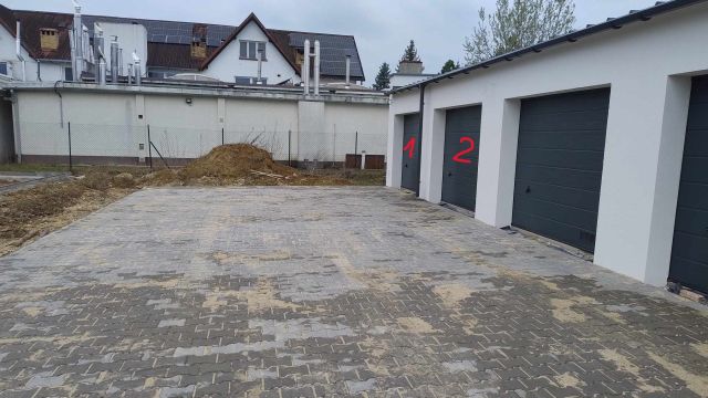 Garaż/miejsce parkingowe Jawor, ul. Szpitalna. Zdjęcie 1