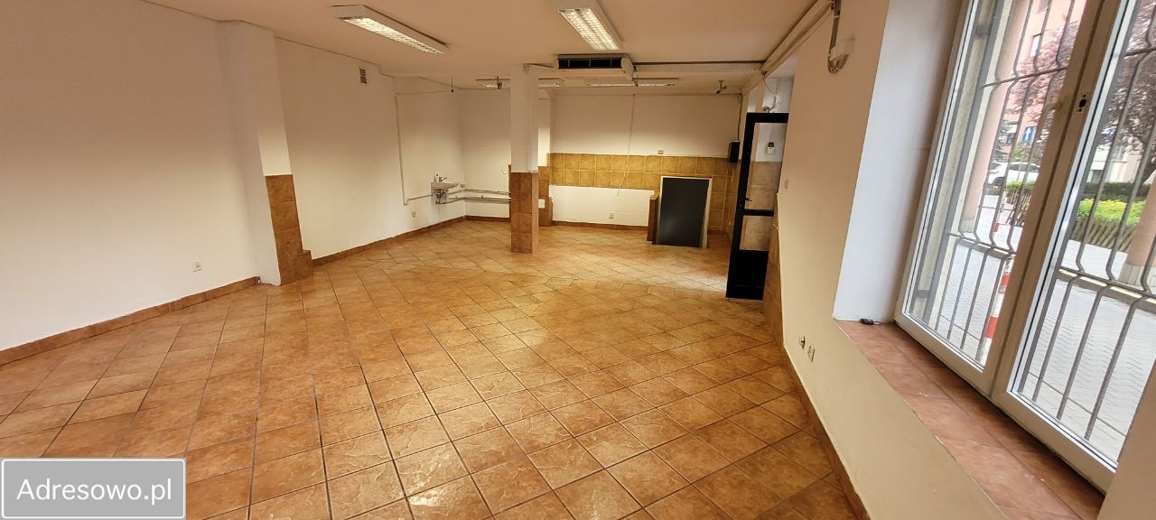 Lokal Piaseczno, ul. Pelikanów. Zdjęcie 2