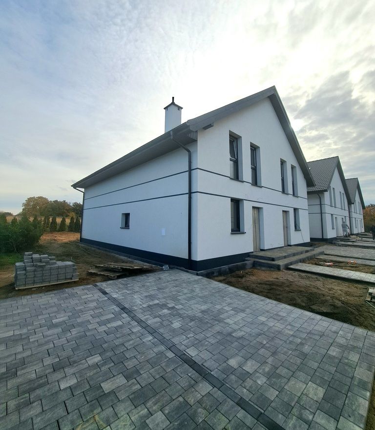 bliźniak, 4 pokoje Dołuje. Zdjęcie 1