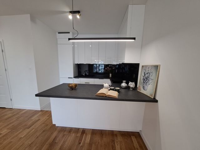 Mieszkanie 3-pokojowe Poznań Nowe Miasto, ul. Kórnicka. Zdjęcie 4