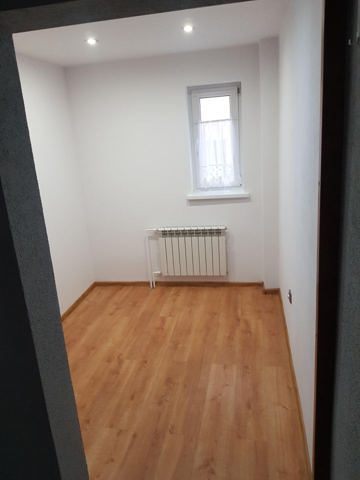 Mieszkanie 3-pokojowe Przybysław. Zdjęcie 4