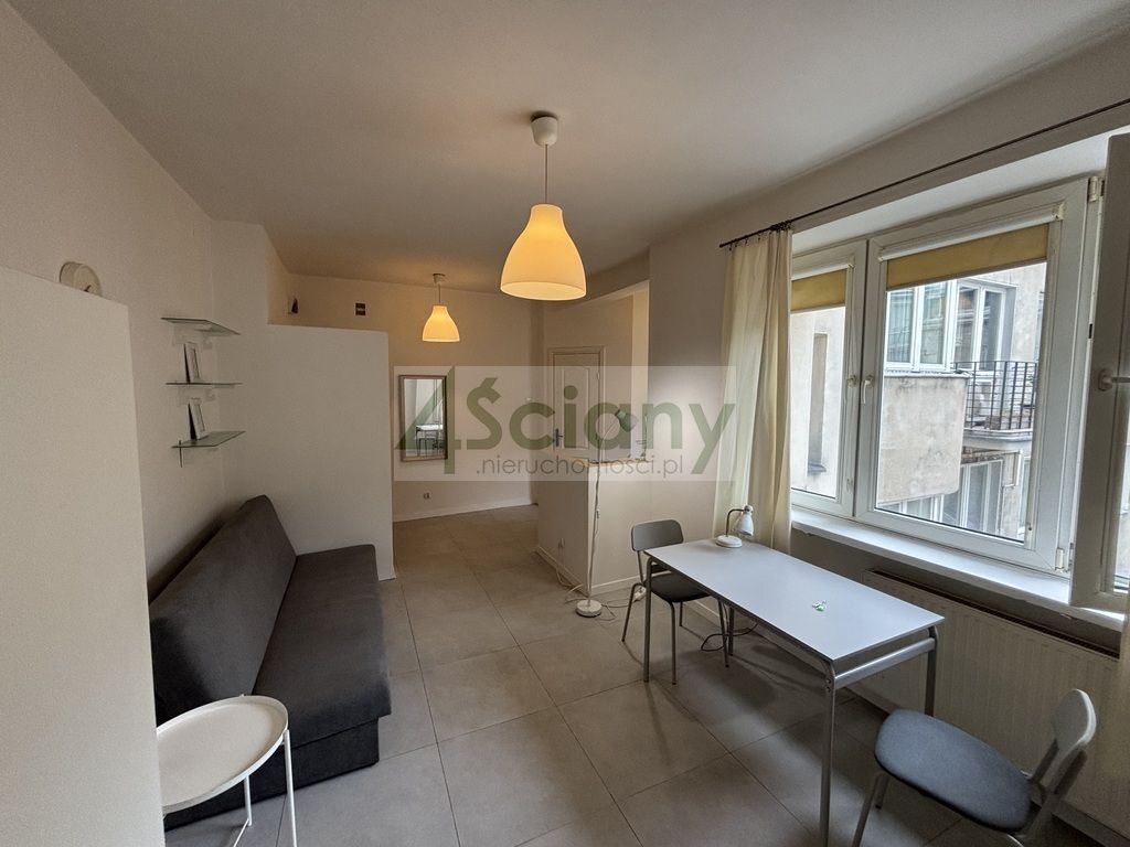 Mieszkanie 1-pokojowe Warszawa Śródmieście, ul. Marszałkowska. Zdjęcie 1