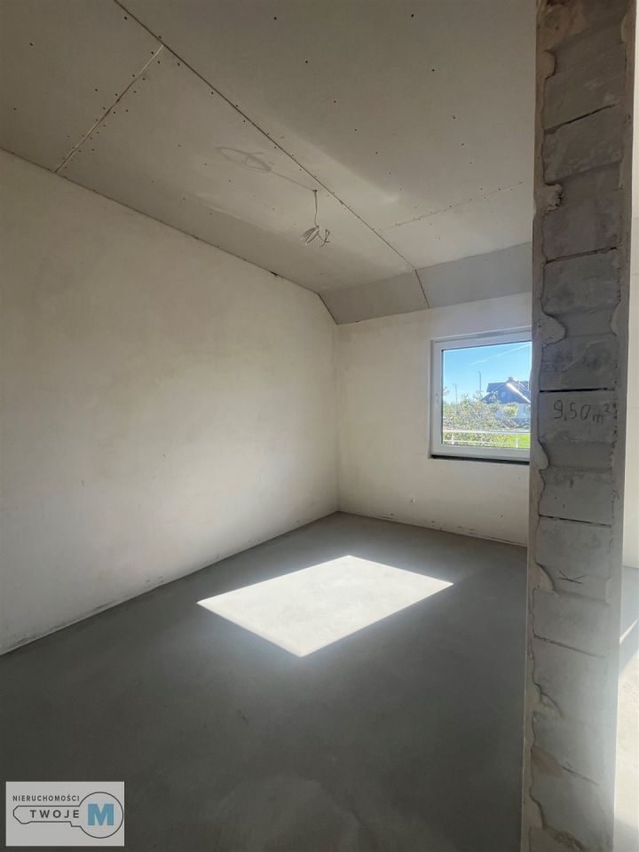 Mieszkanie 3-pokojowe Chmielnik. Zdjęcie 11