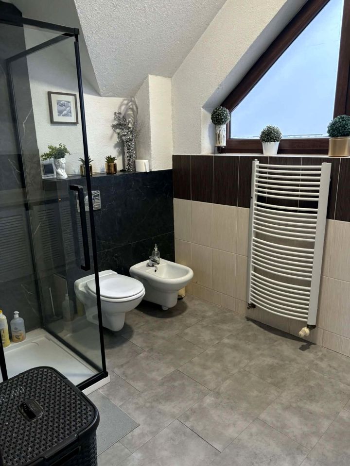 dom wolnostojący, 5 pokoi Brzezia Łąka, ul. Spokojna. Zdjęcie 15