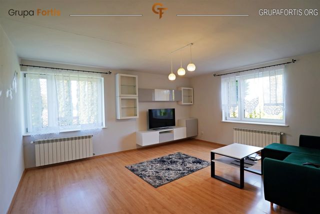 dom wolnostojący, 7 pokoi Pamięcice. Zdjęcie 3