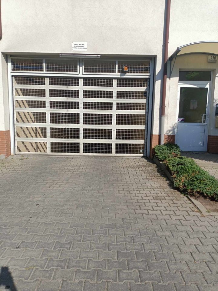 Garaż/miejsce parkingowe Wrocław Klecina, ul. Zabrodzka. Zdjęcie 1