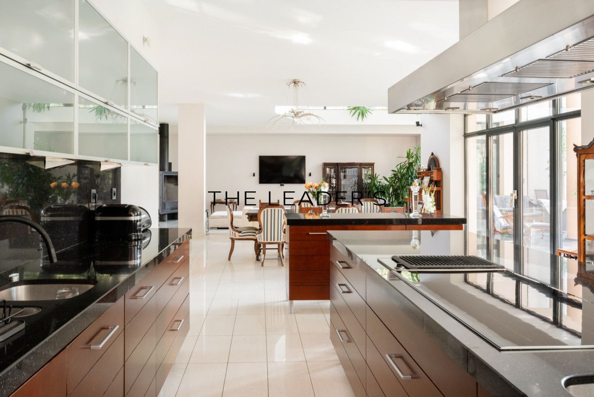 dom wolnostojący, 12 pokoi Konstancin-Jeziorna, ul. Oborska. Zdjęcie 16