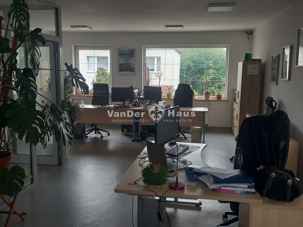 dom wolnostojący, 9 pokoi Poznań Dębiec. Zdjęcie 2