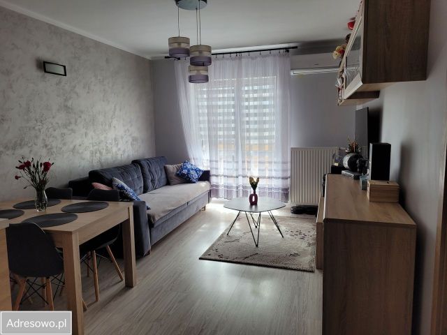 Mieszkanie 2-pokojowe Warszawa Włochy, ul. ks. Juliana Chrościckiego. Zdjęcie 1