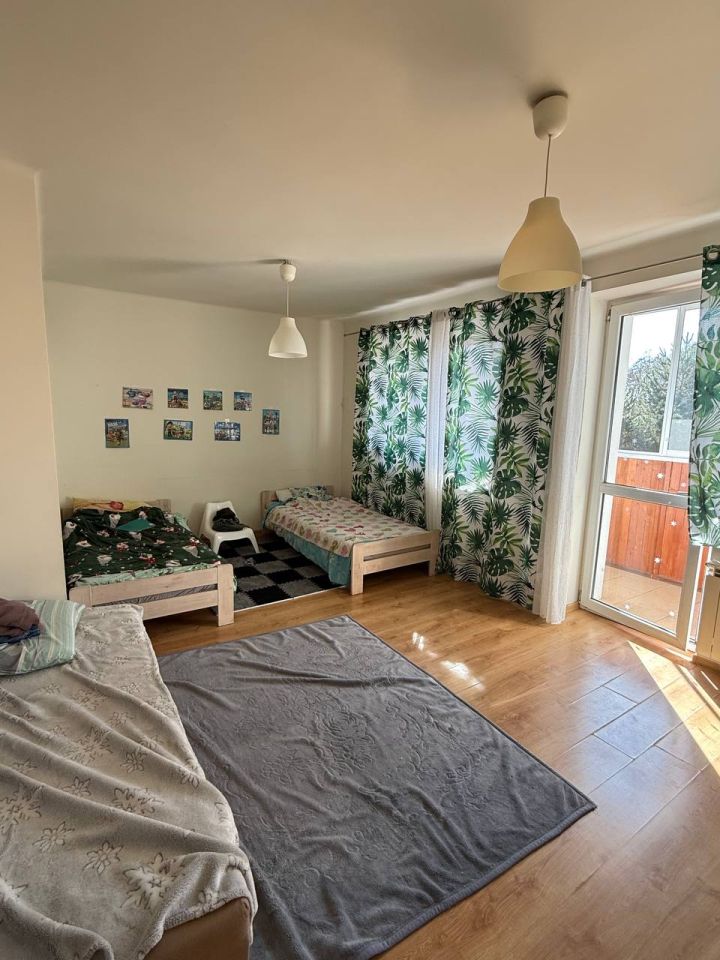 Mieszkanie 3-pokojowe Obory. Zdjęcie 3